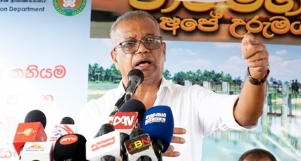 வாரி மஹிம அபே உறுமய நிகழ்ச்சித் திட்டத்திற்கு இணையாக இஹல கனியம நீர் கட்டுப்பாட்டு கட்டமைப்பின் திறப்பு விழா கமத்தொழில், கால்நடை வளங்கள், காணி மற்றும் நீர்ப்பாசன அமைச்சர் திரு கே.டி. லால்காந்த அவர்களின் தலைமையில் நடைபெற்றது